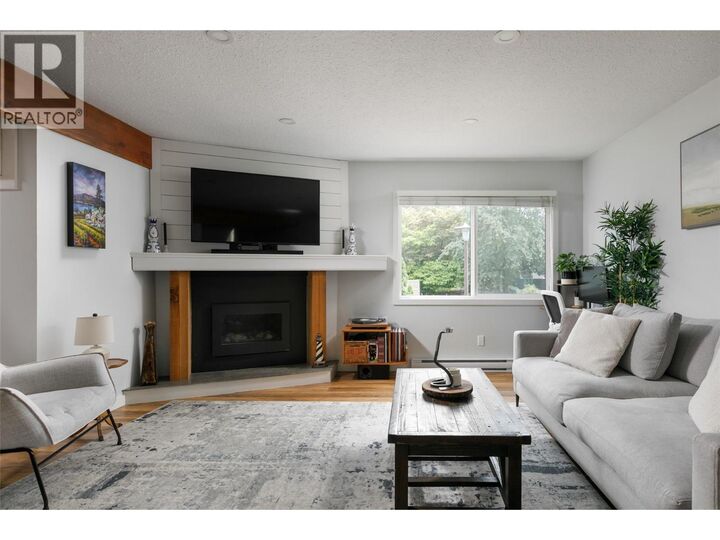 Property Photo:  1481 Inkar Road 8  BC V1Y 8J1 