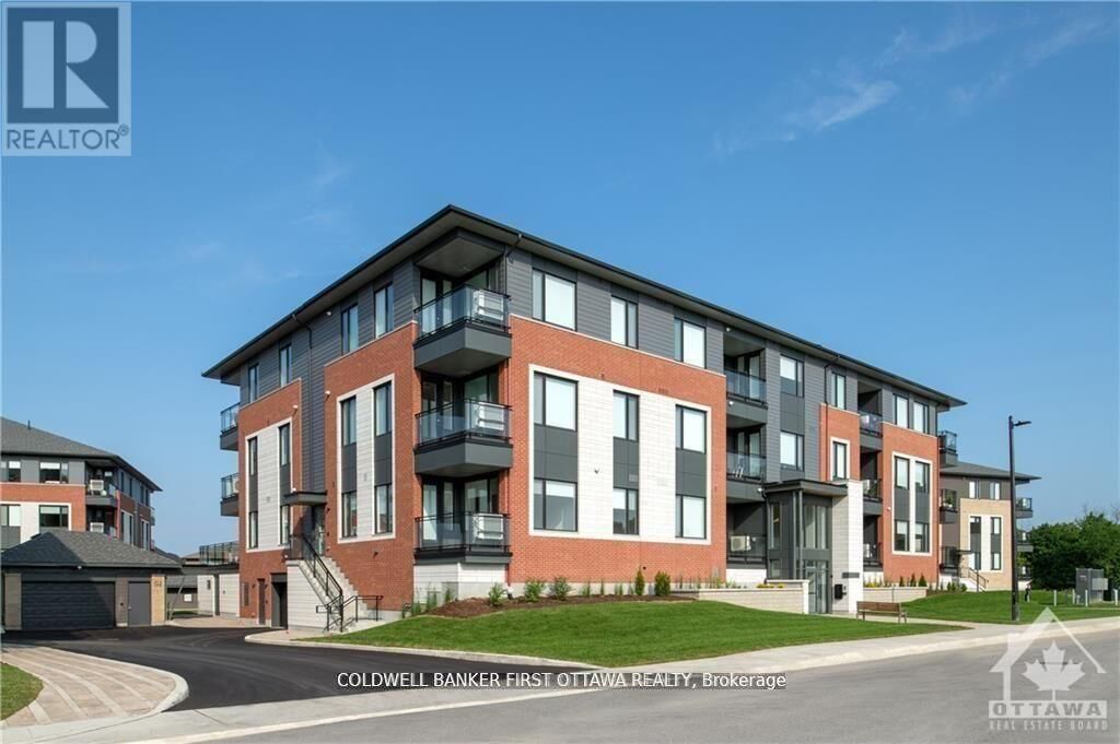 Property Photo: 520 Pimiwidon Street 201 ON K1K 5B4