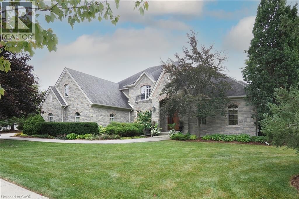 Property Photo: 585 Kiwanis Park Drive ON N2K 3N8