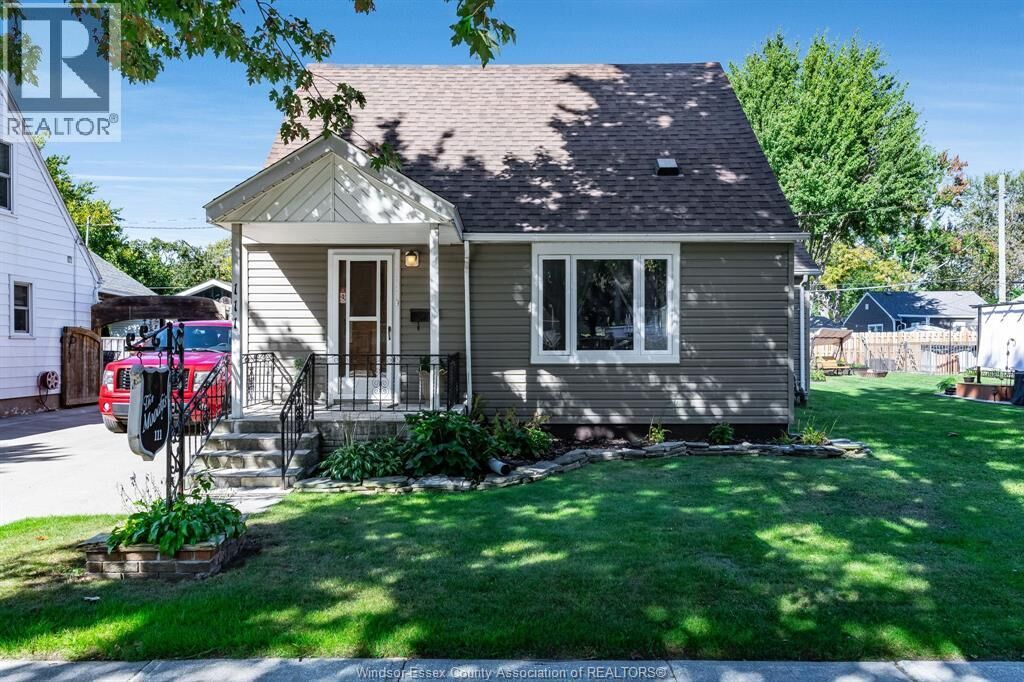 Property Photo:  111 Mill Street East  ON N8H 1S4 