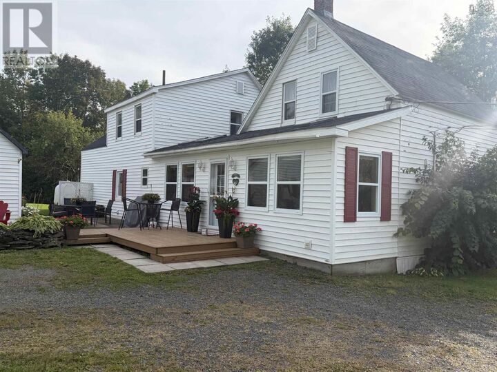 Property Photo:  28 Woodburn Road  NS B2H 5C4 