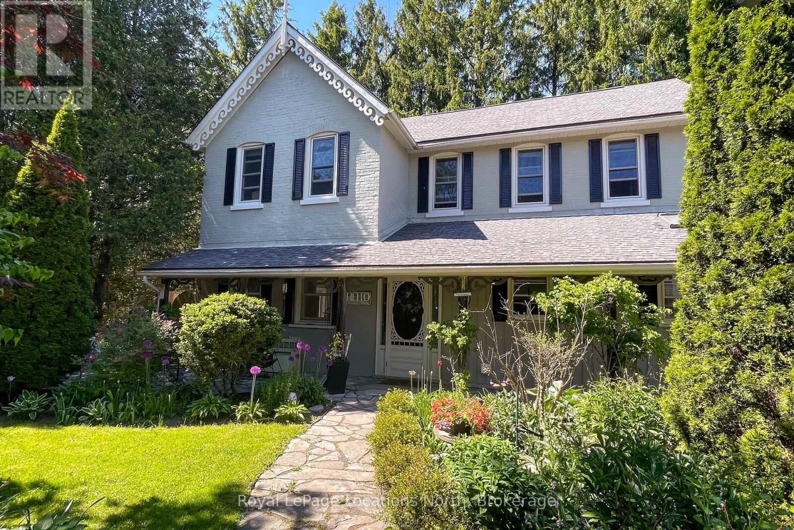 Property Photo: 44 Parkview Avenue ON N4L 1E5