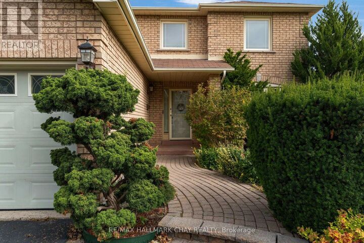 Property Photo:  73 Brown Street  ON L4N 7V5 