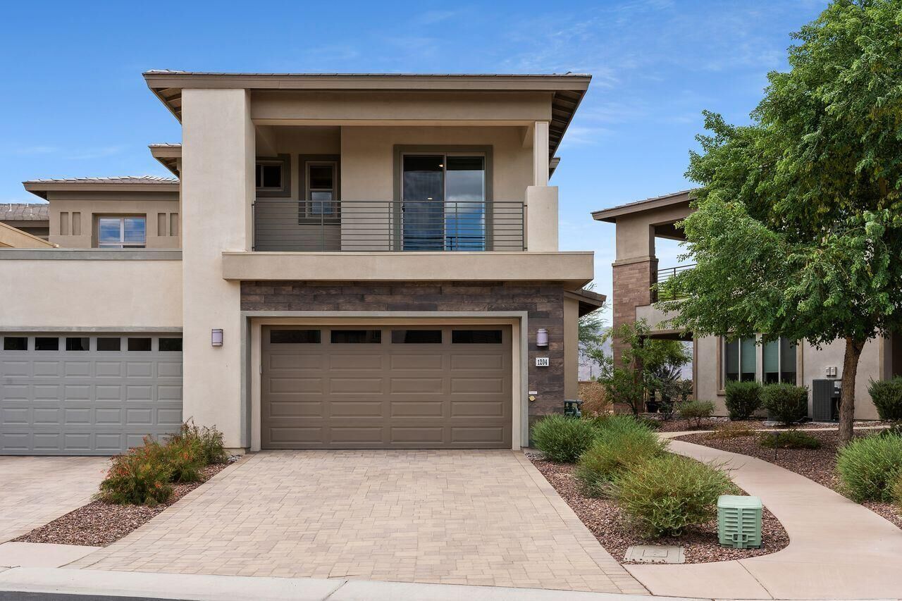Property Photo:  1204 Retreat Circle  CA 92260 