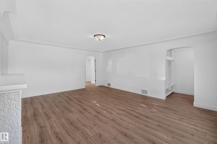 Property Photo:  12306 95 Street NW  AB T5G 1N3 