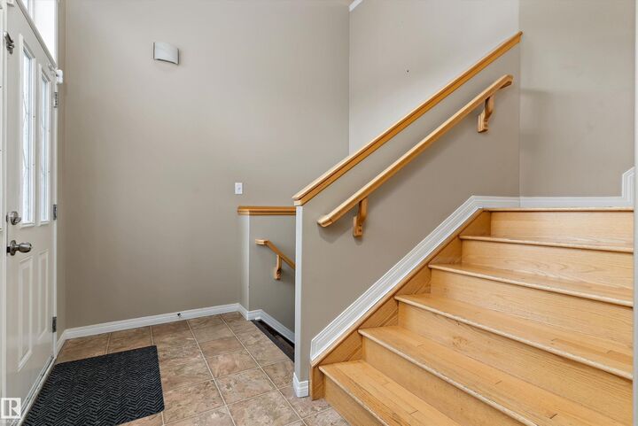 Property Photo: 8218 Shaske Place NW AB T6R 3V9
