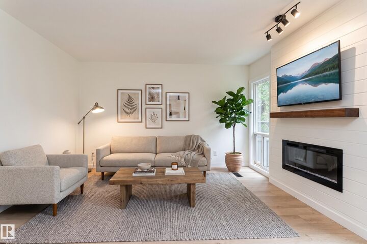 Property Photo:  1415 62 Street NW 10  AB T6L 4K1 