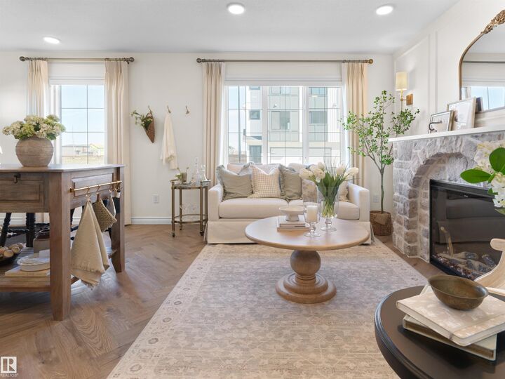 Property Photo:  4004 Savaryn Drive SW 47  AB T6X 1S6 