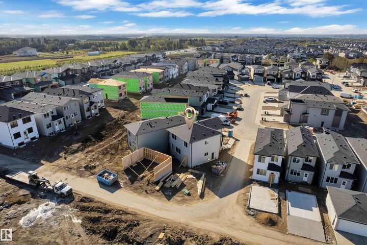 Property Photo:  3005 7A Avenue SW  AB T6X 3M3 