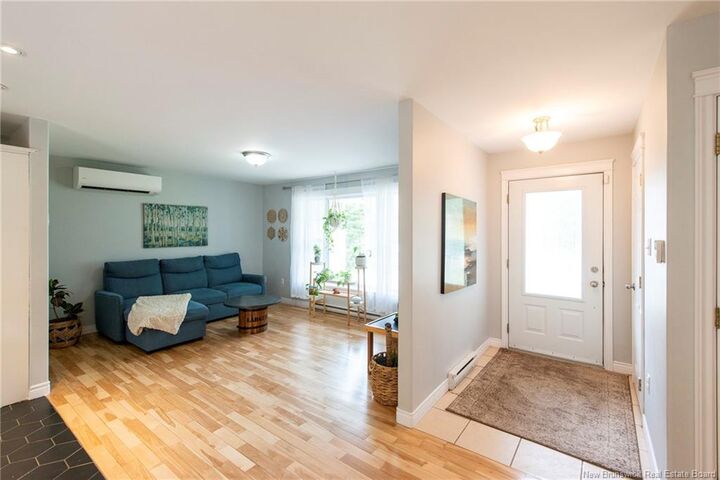 Property Photo:  10 Queensbury Drive  NB E2E 5B5 