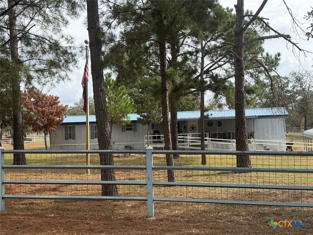 Property Photo:  340 Shorthorn Road 1  TX 78160 