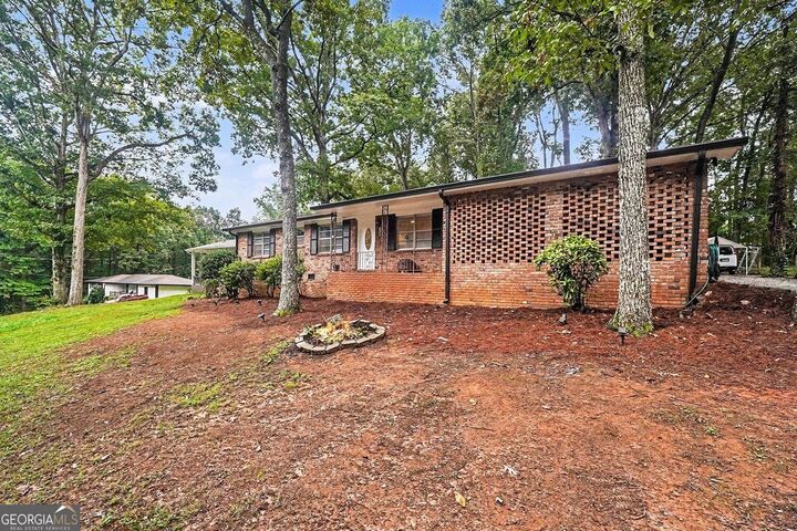 Property Photo:  5714 Amalfi Way  GA 30135 
