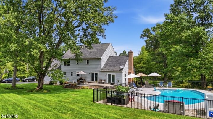 Property Photo:  658 Main St  NJ 08802 