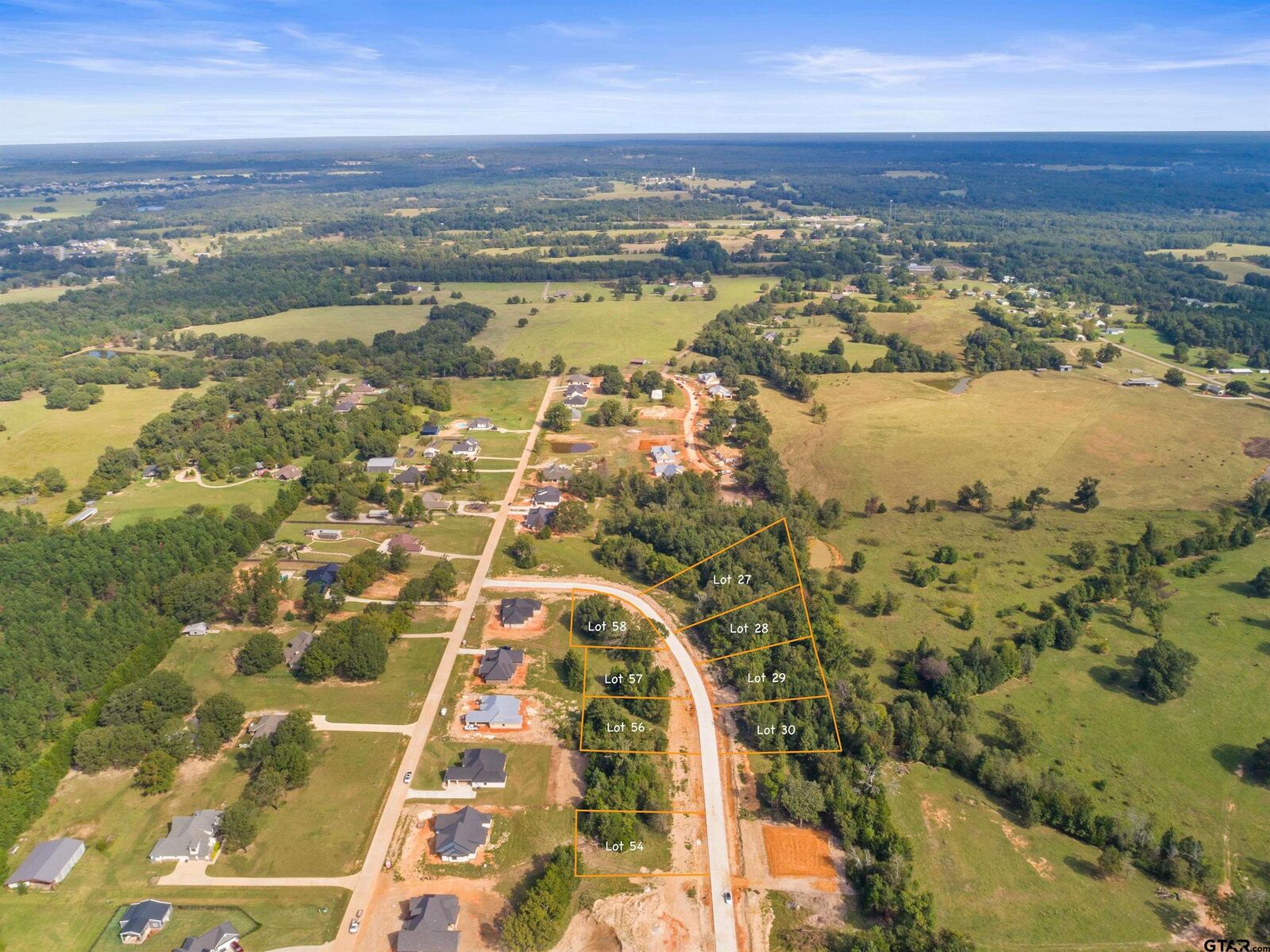 Property Photo: 13932 Cedar Hill Ln (Lindale Isd) TX 75704