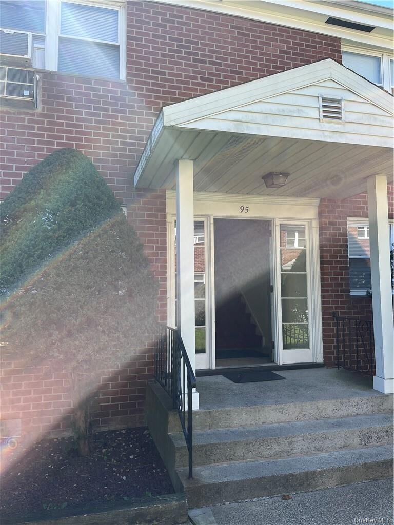 Property Photo:  99 N Middletown Road F  NY 10965 