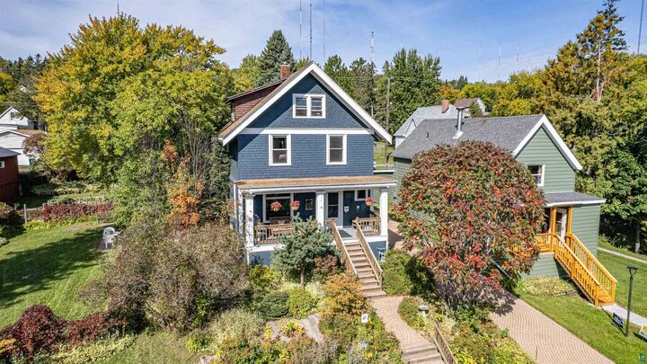 Property Photo:  1015 W 4th Street  MN 55806 