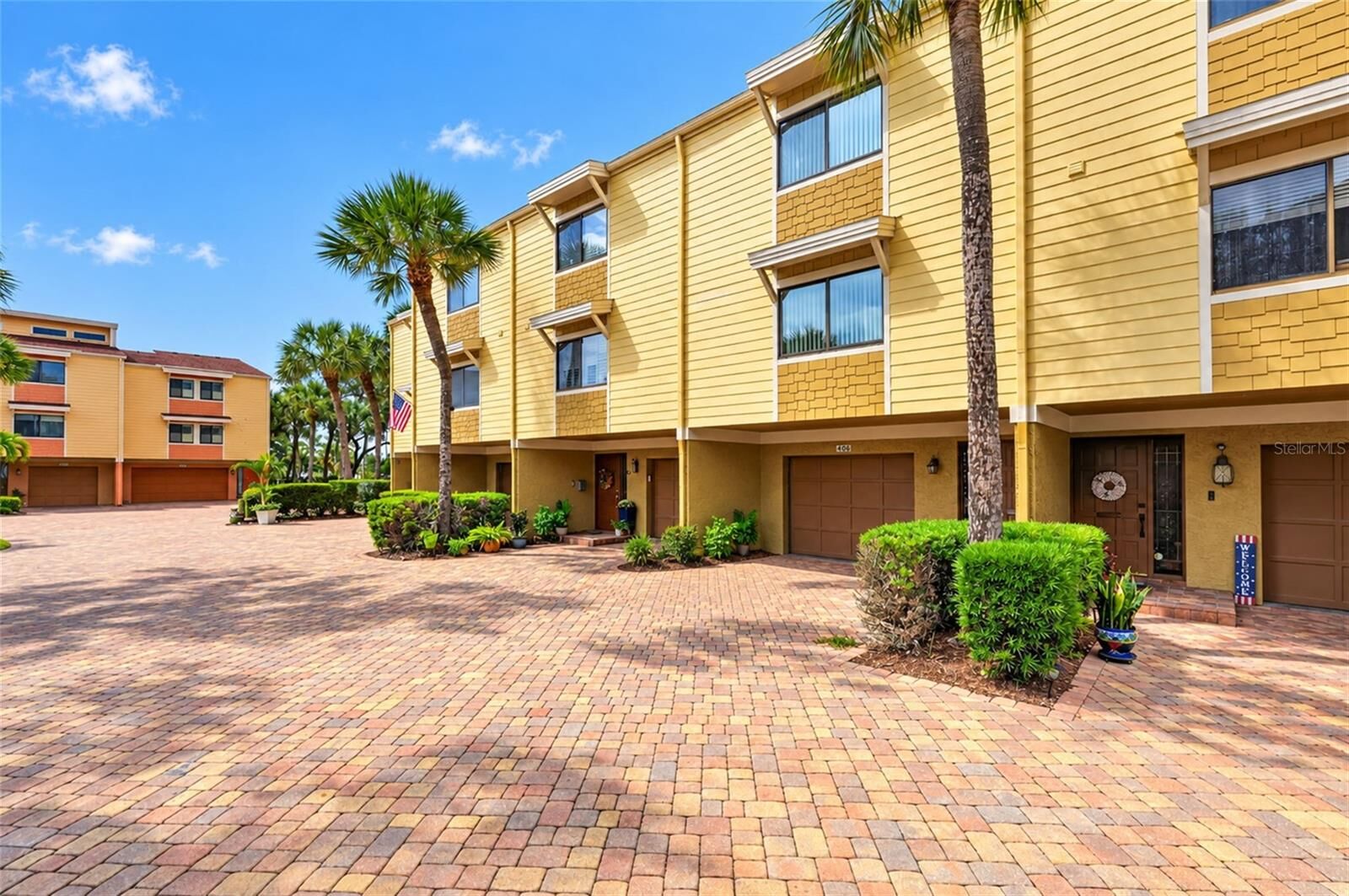 Property Photo: 406 Sandy Hook Road FL 33706
