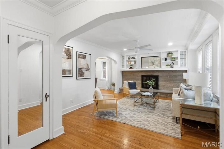 Property Photo:  5461 Goethe Avenue  MO 63109 