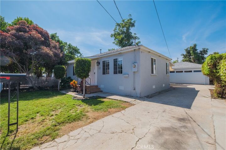 Property Photo:  609 N Crane Avenue Avenue  CA 90221 
