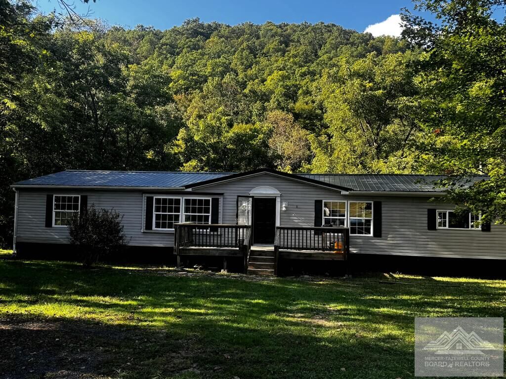 Property Photo:  1588 Rocky Branch Loop  WV 24740 