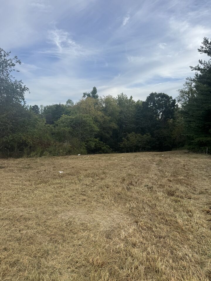 Property Photo:  8 Shiloh Road  TN 37083 