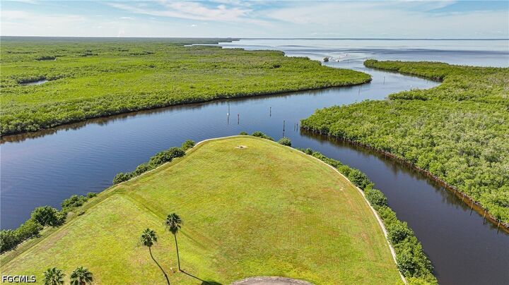 Property Photo:  5600 Sea Edge Drive  FL 33950 