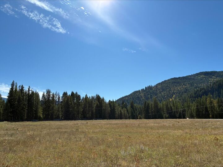 Property Photo: 2022 Aladdin Rd WA 99141