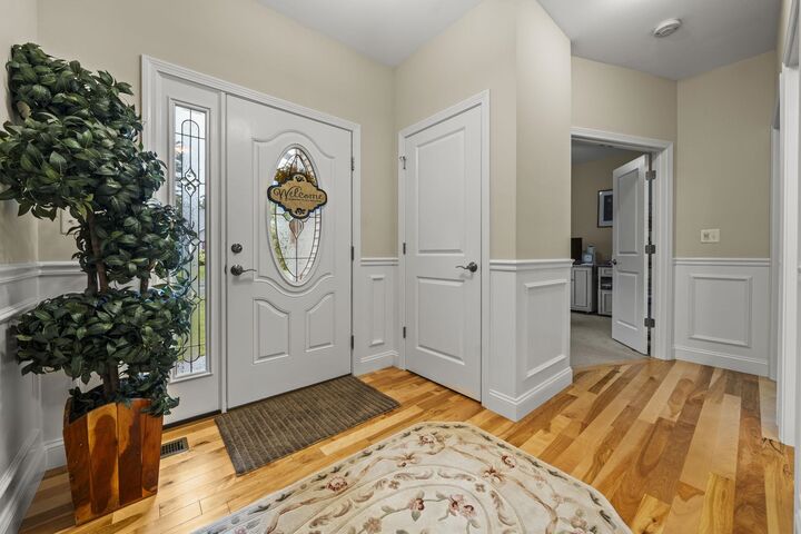 Property Photo:  8 Falling Leaf Drive  NH 03053 