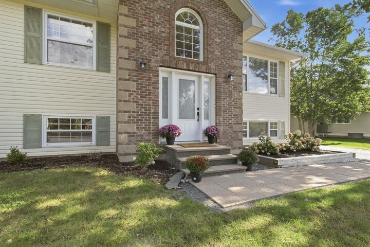Property Photo:  4 Alder Crescent  NS B2S 1Y3 