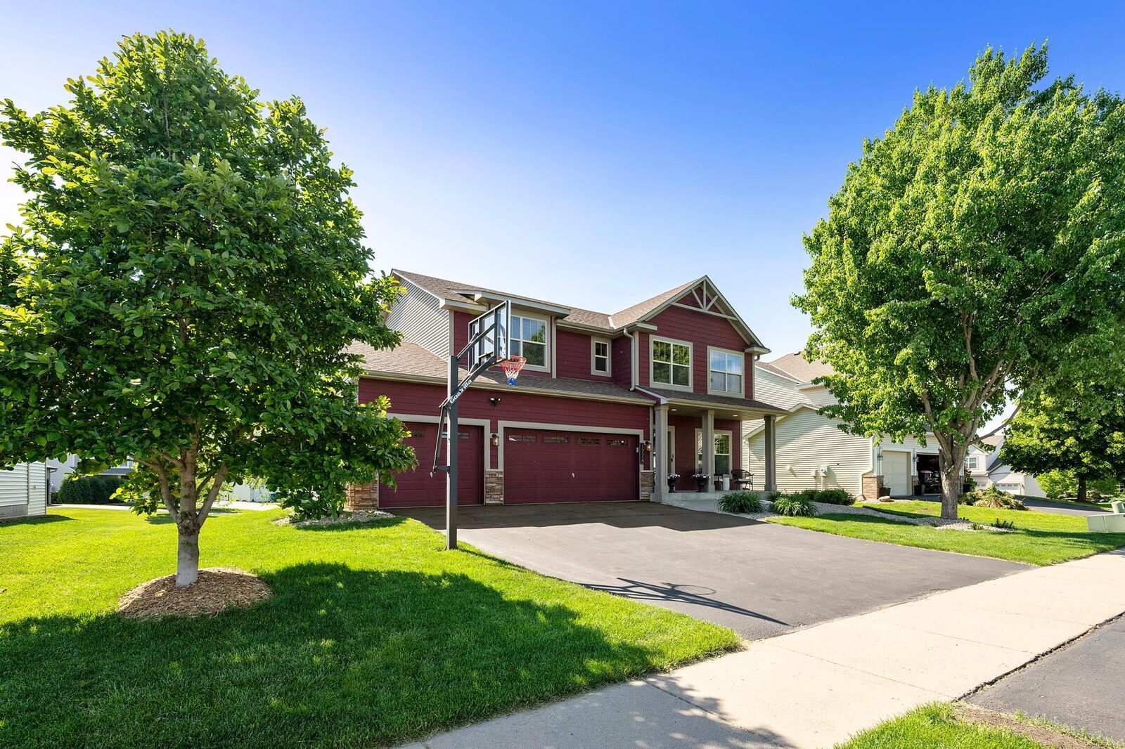 Property Photo:  1774 Fox Run  MN 55379 