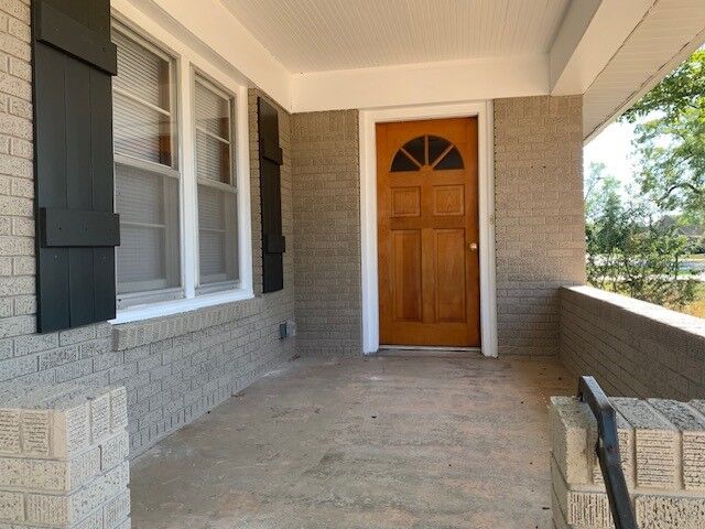 Property Photo:  311 NW 7th Street  AR 72712 