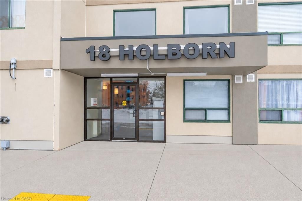Property Photo:  18 Holborn Court 211  ON N2A 4A1 