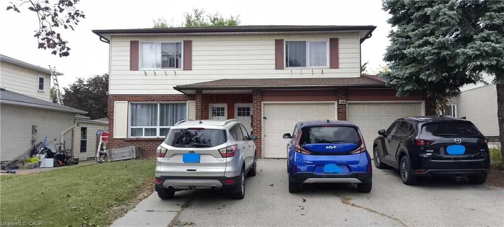 Property Photo:  44 Heiman Street 3  ON N2M 3L6 