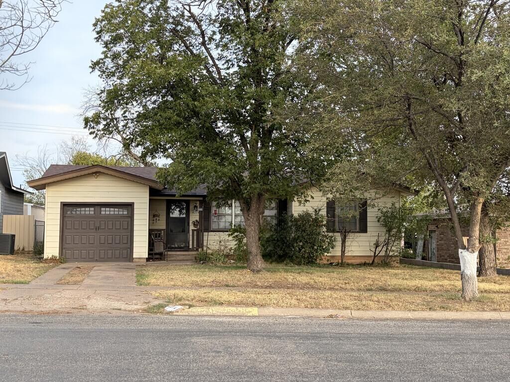 Property Photo: 4014 Austin TX 79549