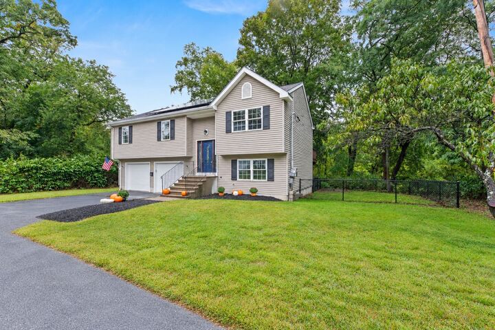 Property Photo:  15 Tory Fort Ln  MA 01602 