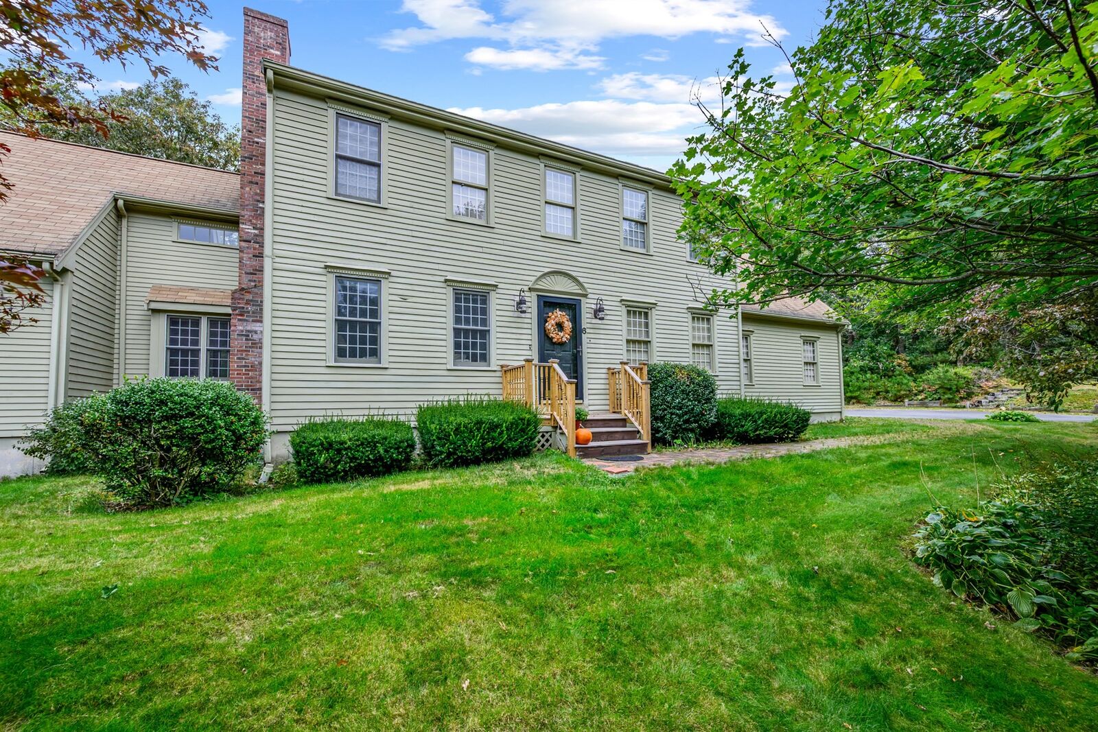 Property Photo:  6 Viking Ln  MA 02563 