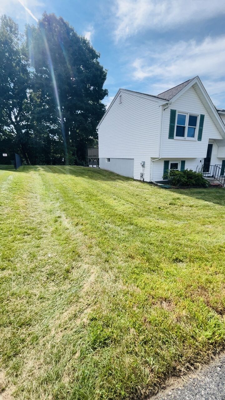 Property Photo:  8 Timrod Drive  MA 01603 