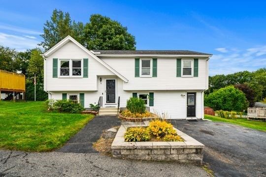 Property Photo:  8 Timrod Drive  MA 01603 