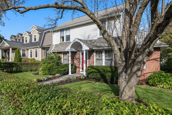 Property Photo: 1929 Commonwealth Ave MA 02466