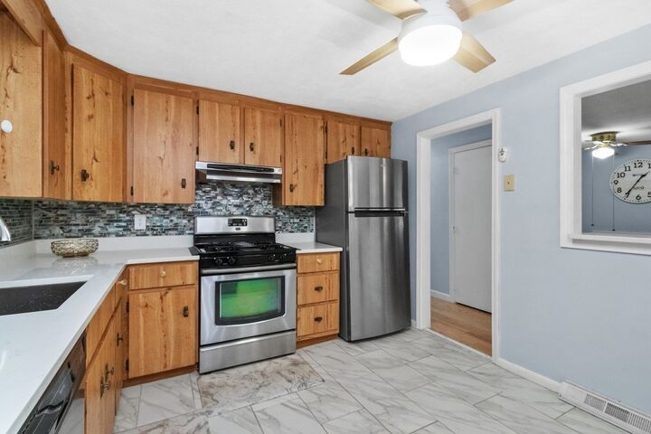 Property Photo:  30 Lantern Ln  MA 02368 