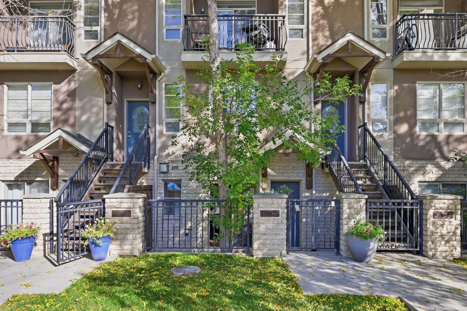 Property Photo:  1728 35 Avenue SW 104  AB T2T 2C9 