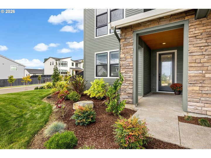 Property Photo: 310 W Fir Loop WA 98671