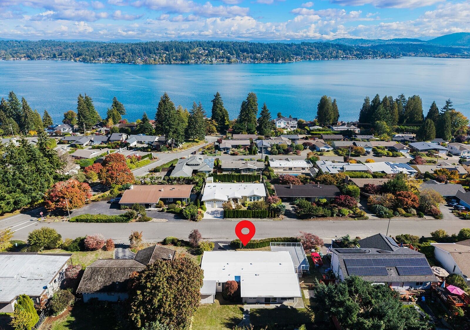 Property Photo: 2623 170th Avenue SE WA 98008