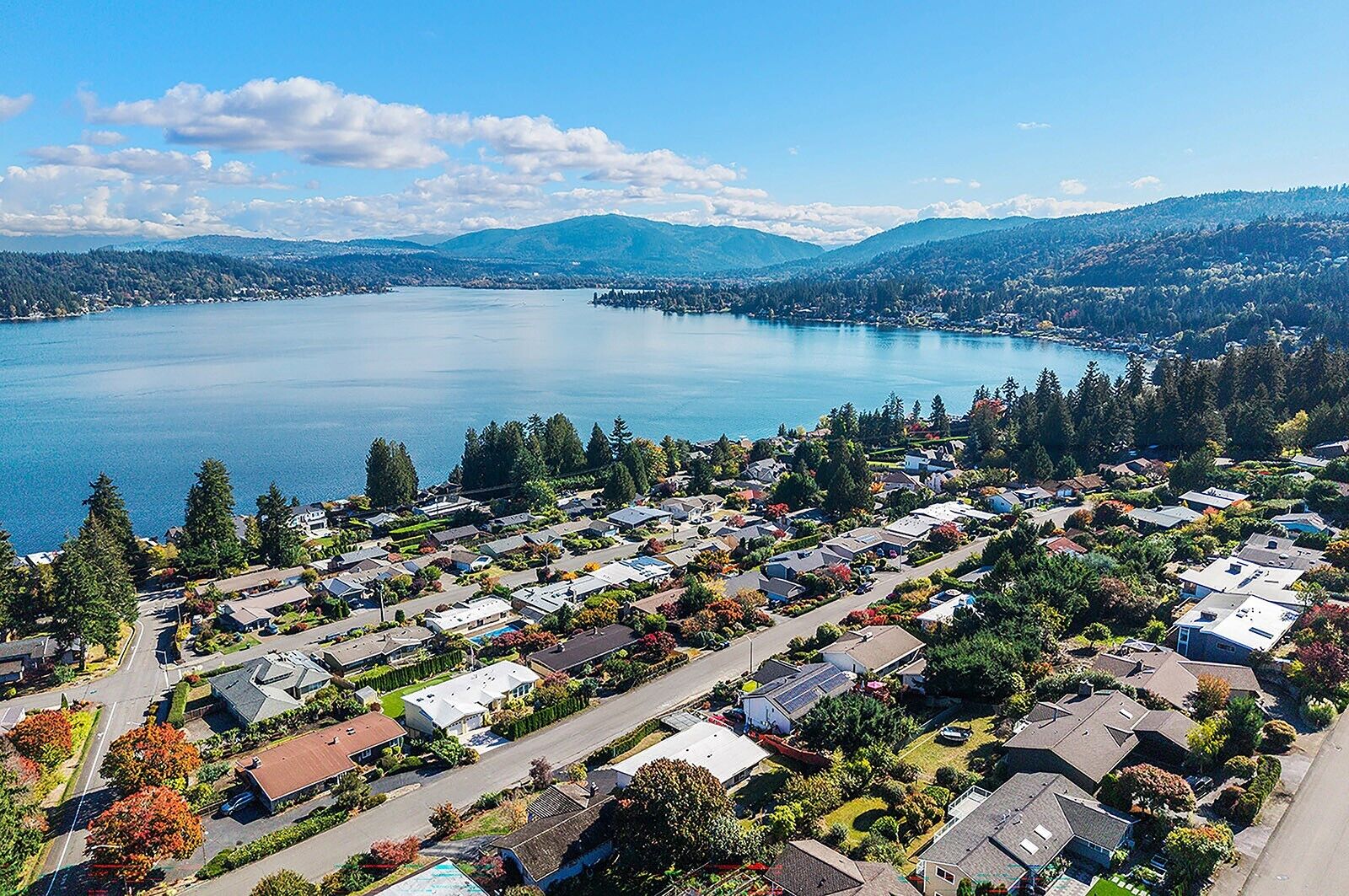 Property Photo: 2623 170th Avenue SE WA 98008