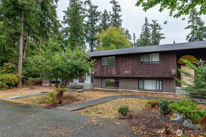 Property Photo:  660 SW  Harrier Circle 2  WA 98277 
