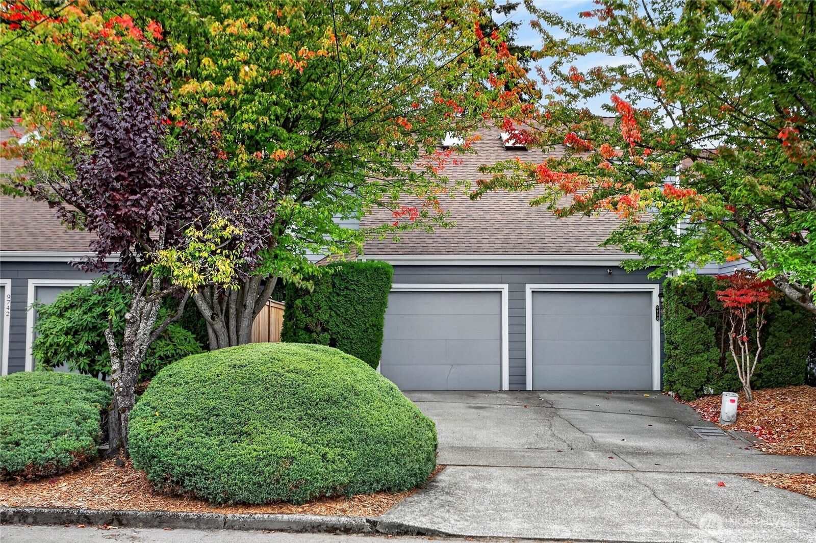 Property Photo: 9738 Ashworth Avenue N WA 98103