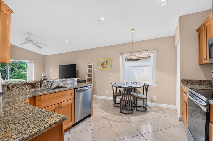 Property Photo:  9864 Arbor View Drive S  FL 33437 