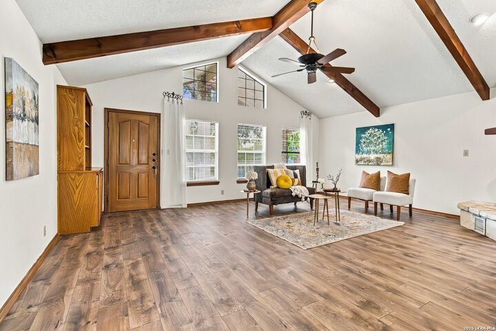 Property Photo: 850 Mission Hills Dr TX 78130