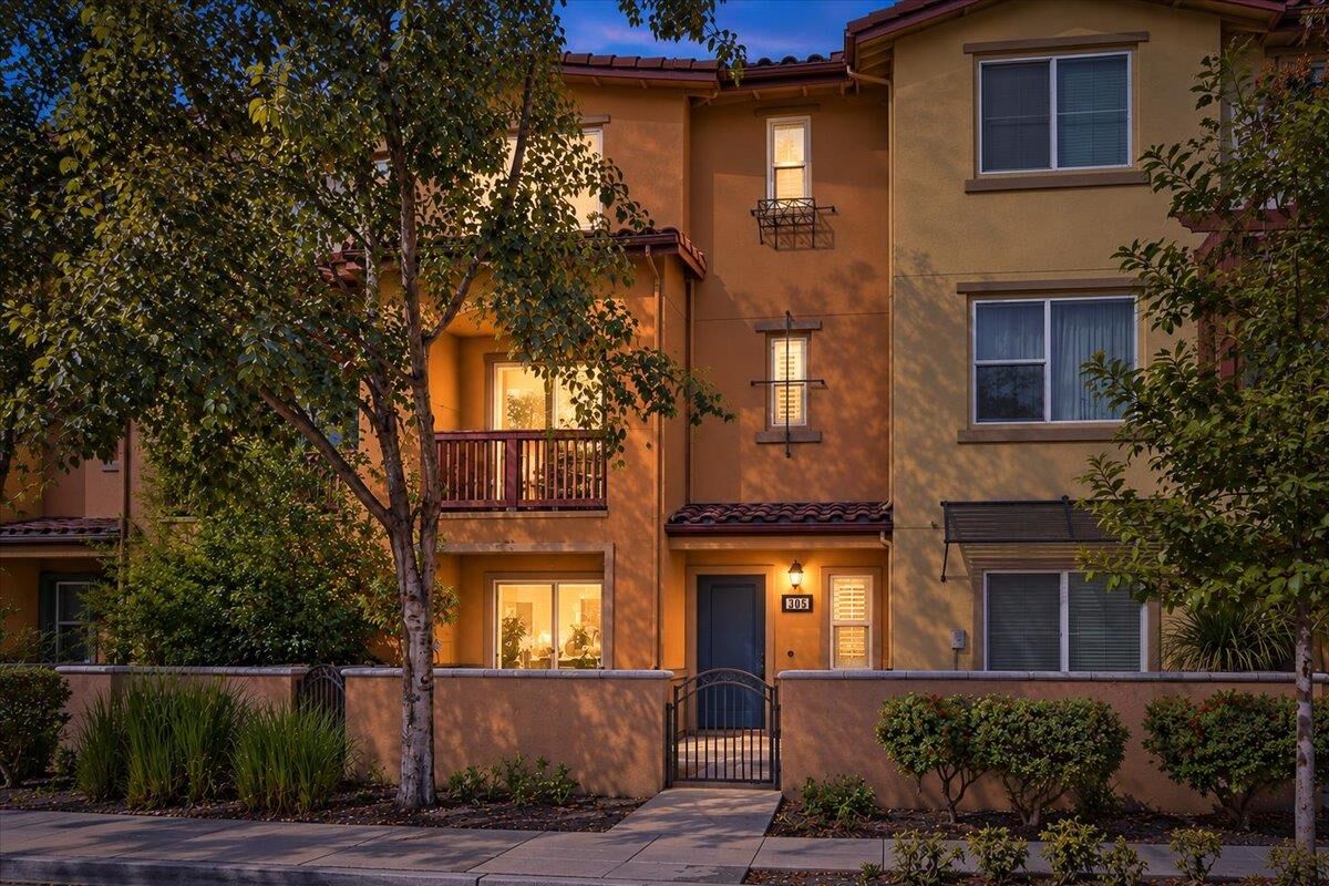 Property Photo:  305 Santa Diana Terrace  CA 94085 