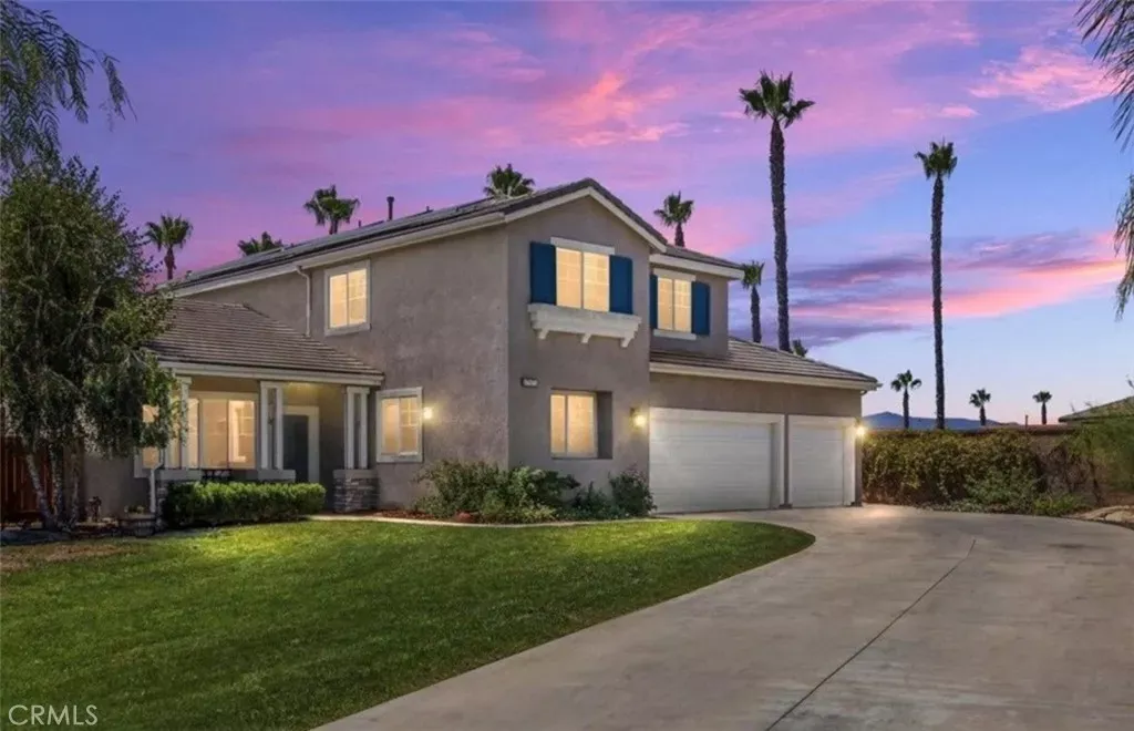 Property Photo: 17973 Aloe Lane CA 92503